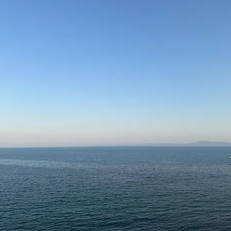 Sea View *