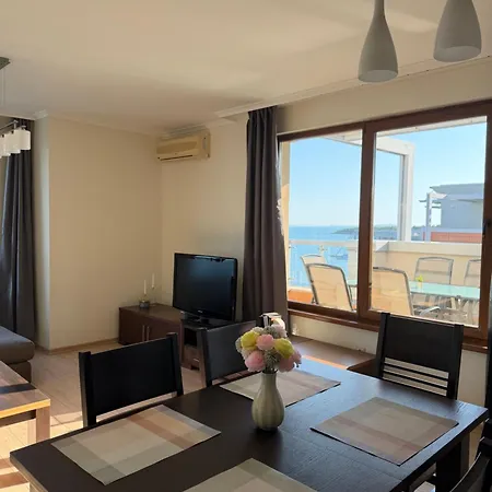 Sea View Διαμέρισμα Πομόριε